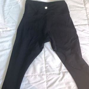 Lululemon cropped leggings